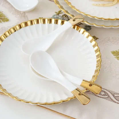 Luxury Scalloped Edge Dish Set - Image 4